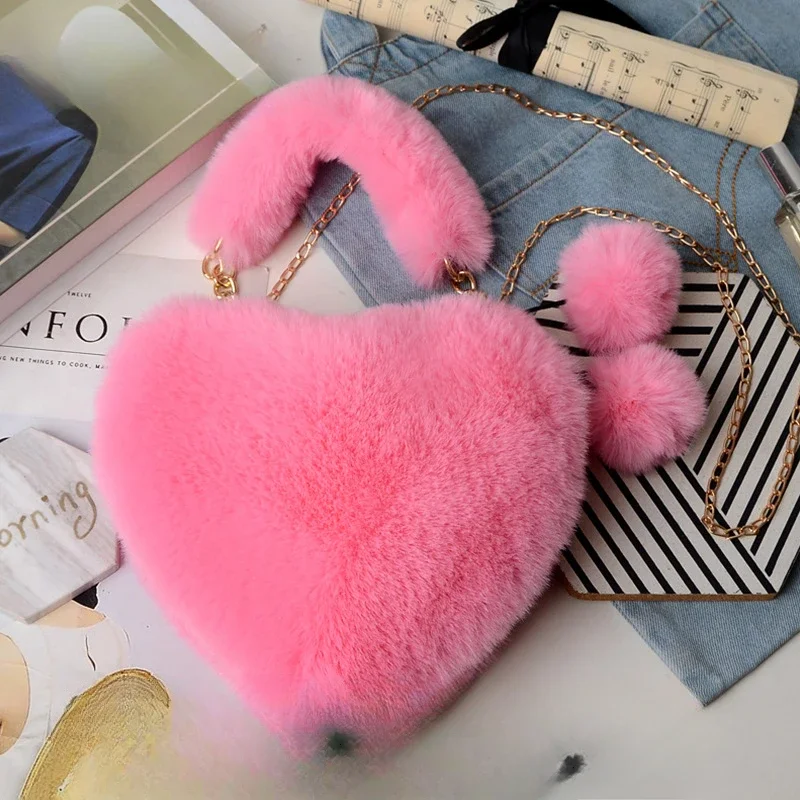 Jesienno-zimowa nowa ręczna torba futrzana Love Fashion Chain Crossbody Plush Bag Peach Pericardium Net Red Fur Bag