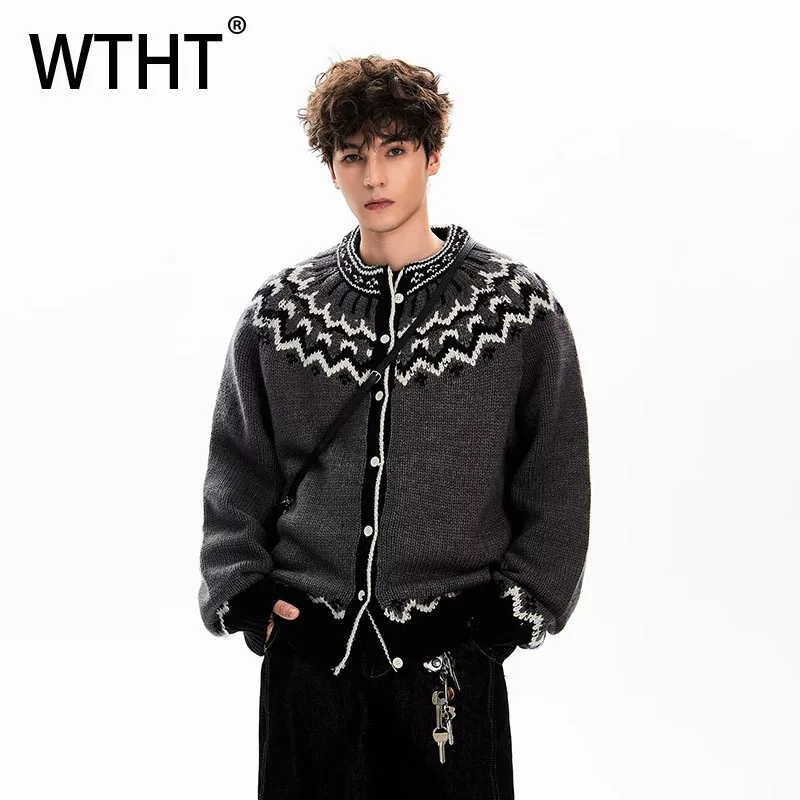 WTHT Fashion Men's Striped Print Knit Contrast Color Coats Trendy 2025 Autumn Round Collar Long Sleeves Jackets Male 2A2031