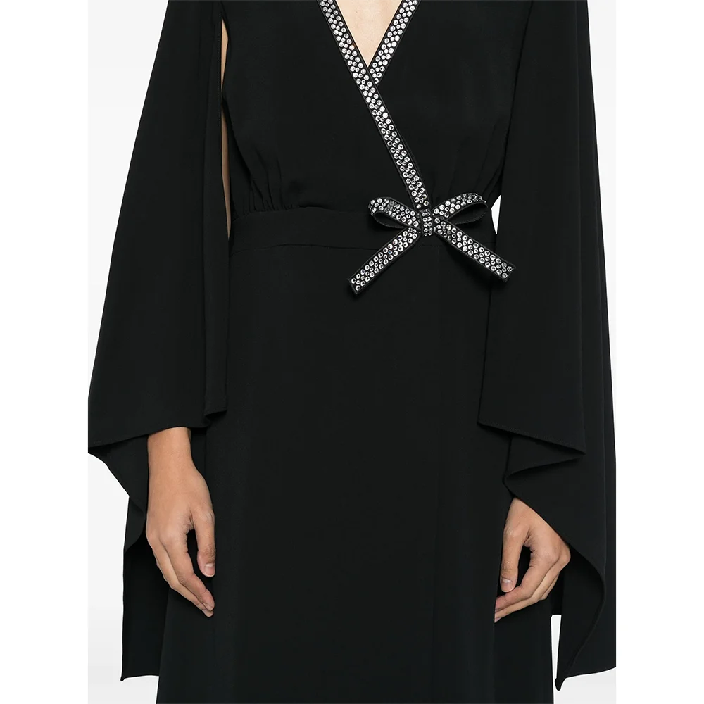 カスタムメイドのVネック長袖ロングイブニングドレス、エレガントなフォーマルな機会、プロムガウン、クリスタル付き2025年フロア丈プロムドレス