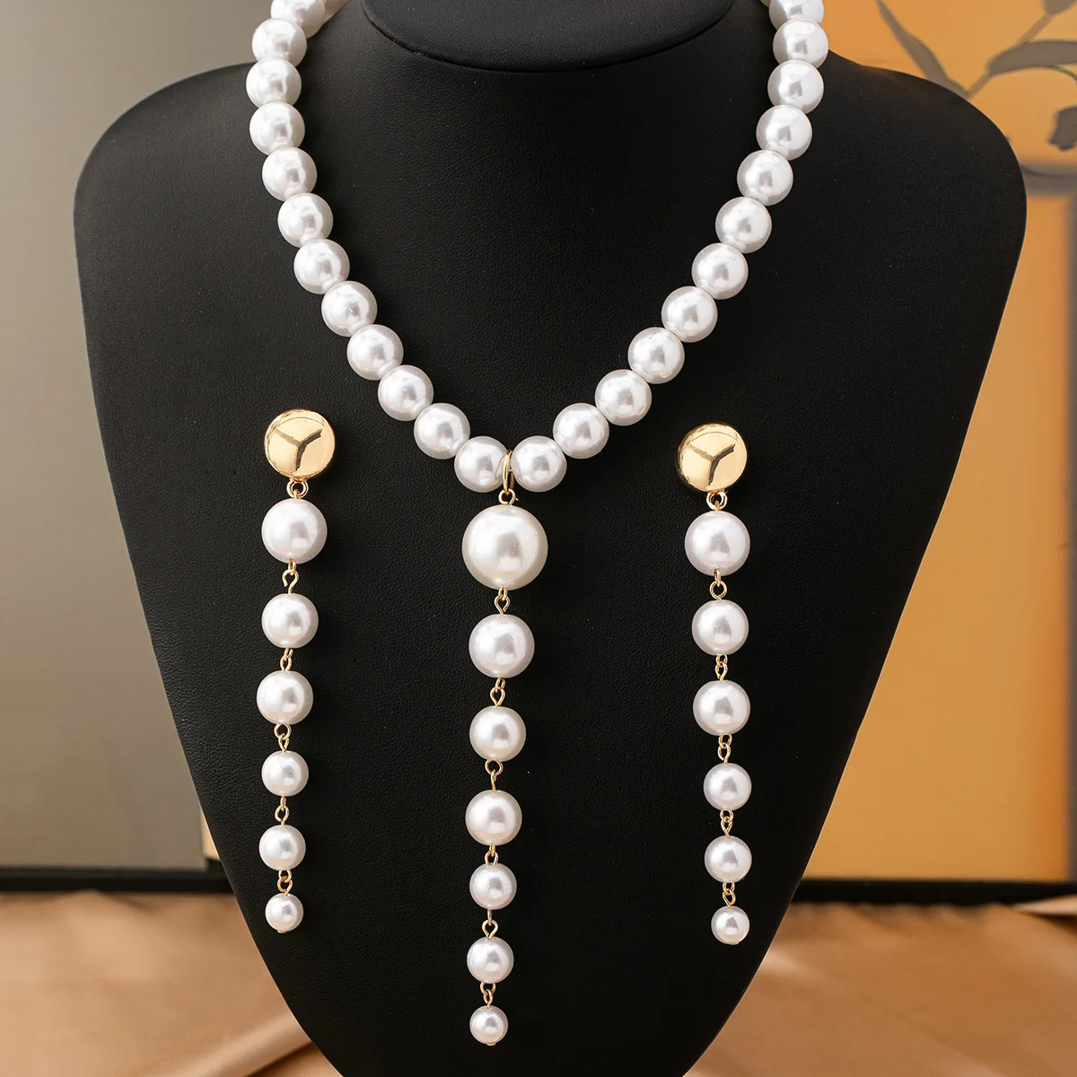 شرابة طويلة أقراط اللؤلؤ وقلادة مجموعة النساء الفتيات هدايا مجوهرات الأزياء رائجة البيع هدية حفلة 2025 نمط جديد