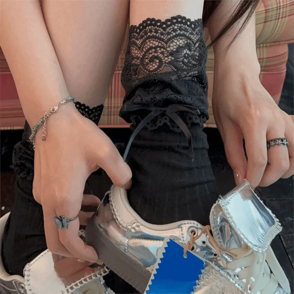 

A Pair Sweet Lace Edge JK Socks Breathable Comfortable Mid Tube Socks Bow Decoration Slouch Style Calf Socks Women