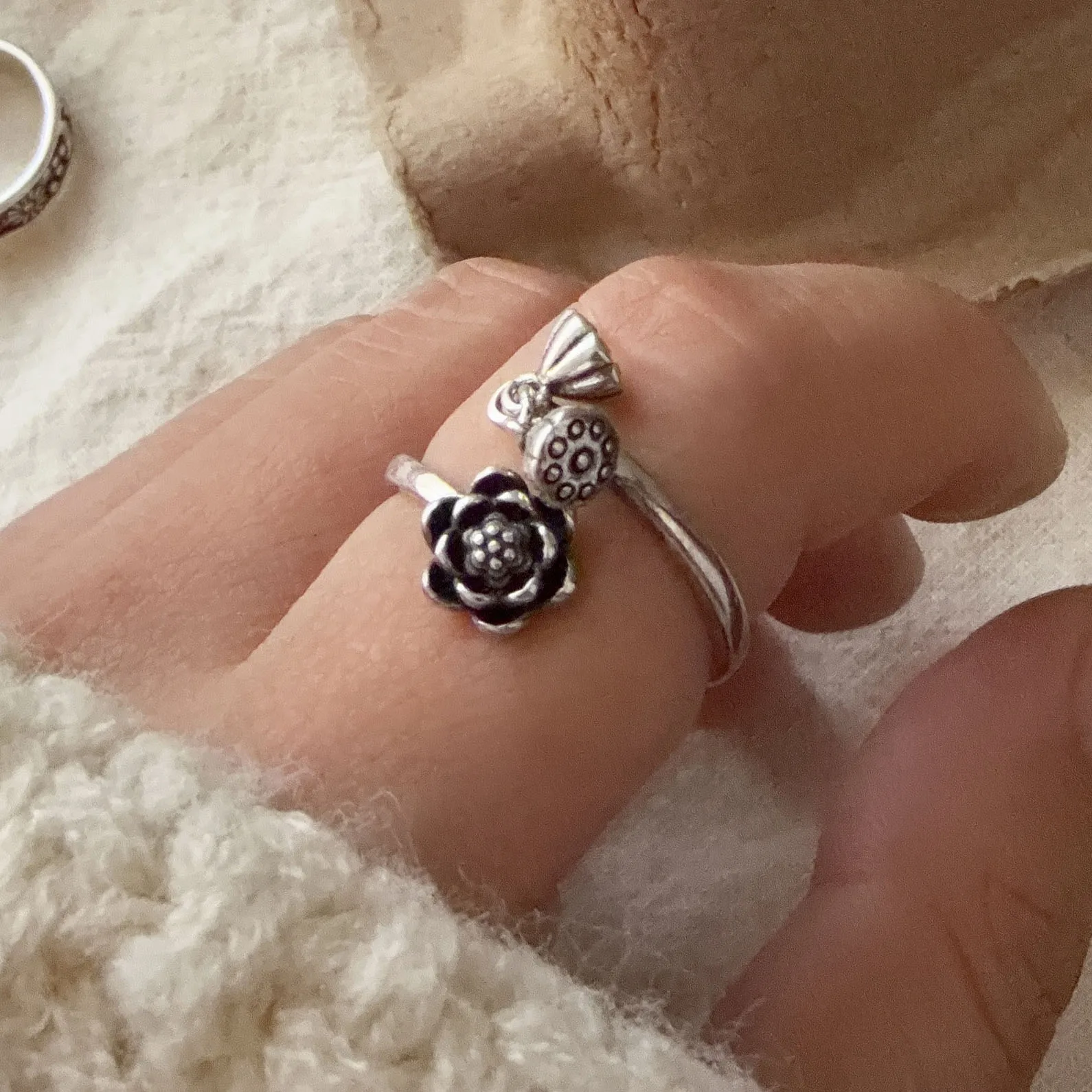 Women's 925 Sterling Silver Geometric Flower Ring