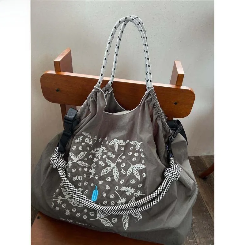borsa-shopping-in-tela-ricamata-blu-eco-friendly-con-chiusura-a-coulisse-grande-capacita-borsa-a-spalla-singola-per-pendolari