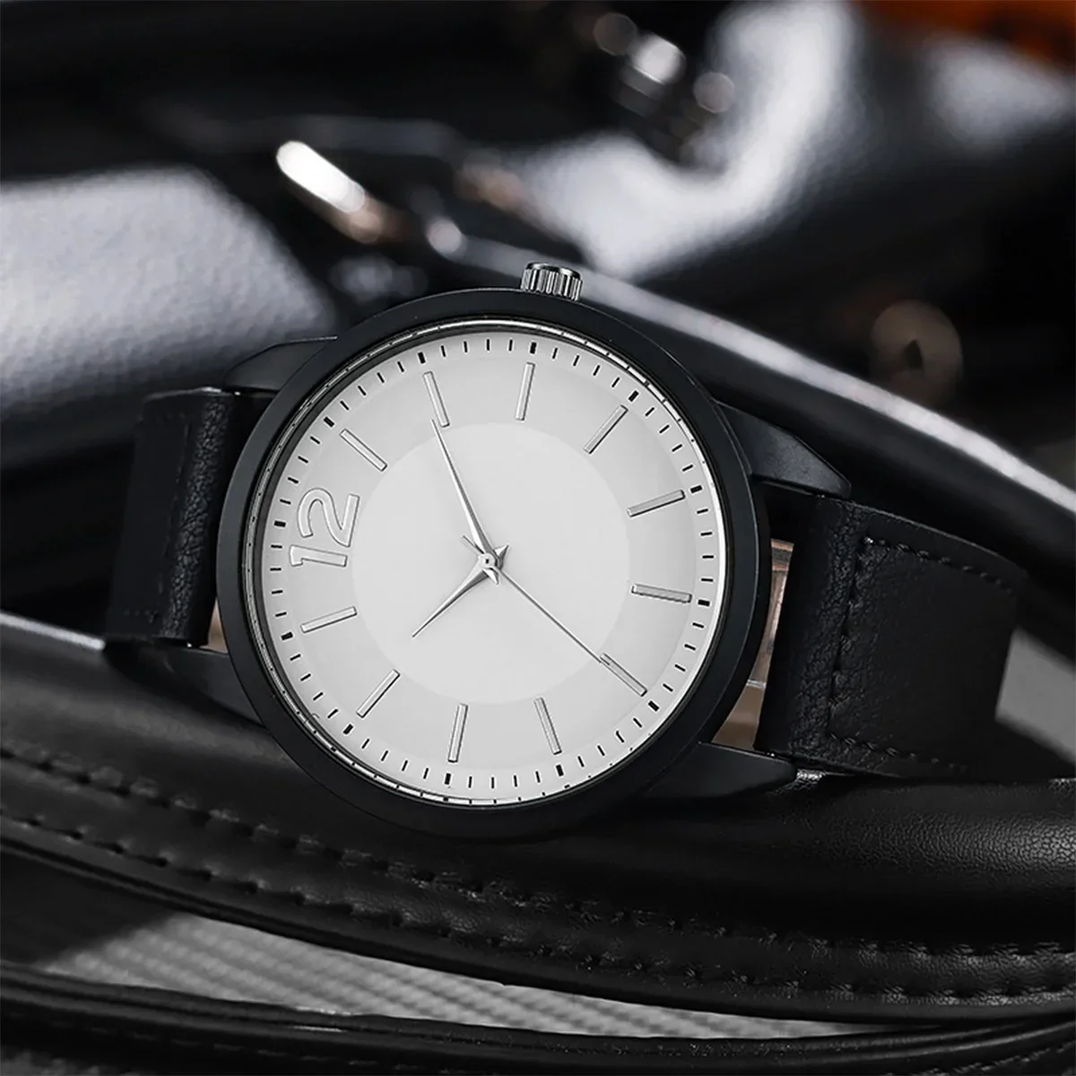 1pc-Quartz Watch Circular Surface Simple and Stylish Business Casual Watch (Box Not Included)