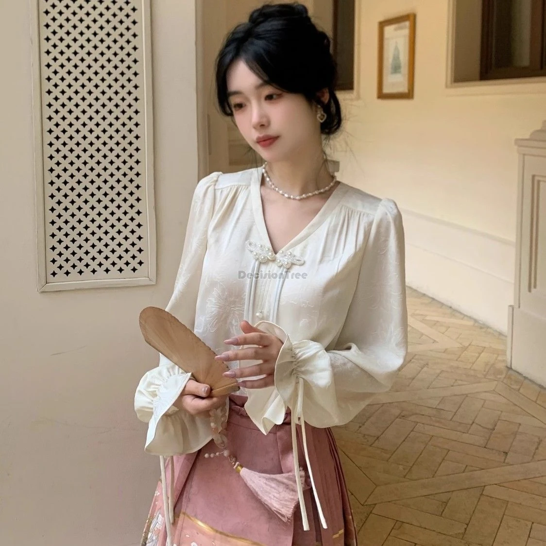 2024 fashion design sense chinese style tang suit top romatic flounce bow design lady blouse elegant pearl decoration retro top