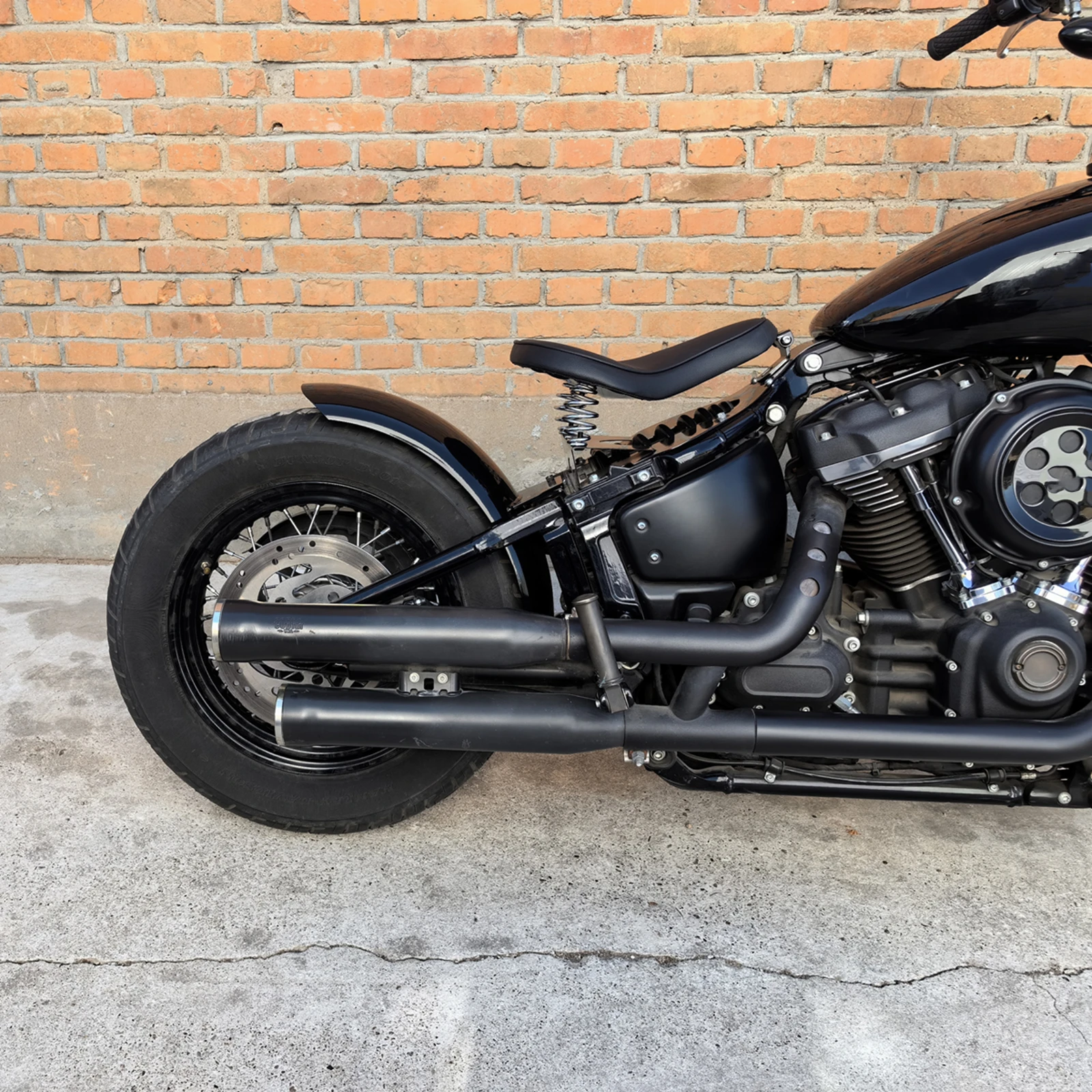 Számára harley softail utc BOB FXBB 2019-2024 Motorbicikli vezető Ülés Vezető melletti ülés Nyergel Párna Solo Ülés Ujjbegy fedezze