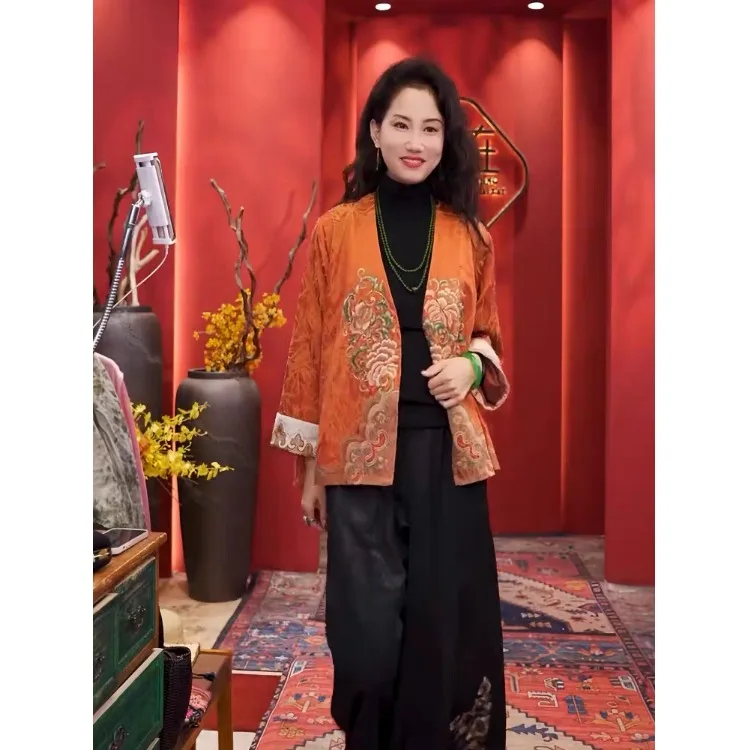 

New Chinese Style Heavy Embroidery Silk Blend Women's Top Spring Fashion Outerwear Po Jing Mountain Sea Series Peony