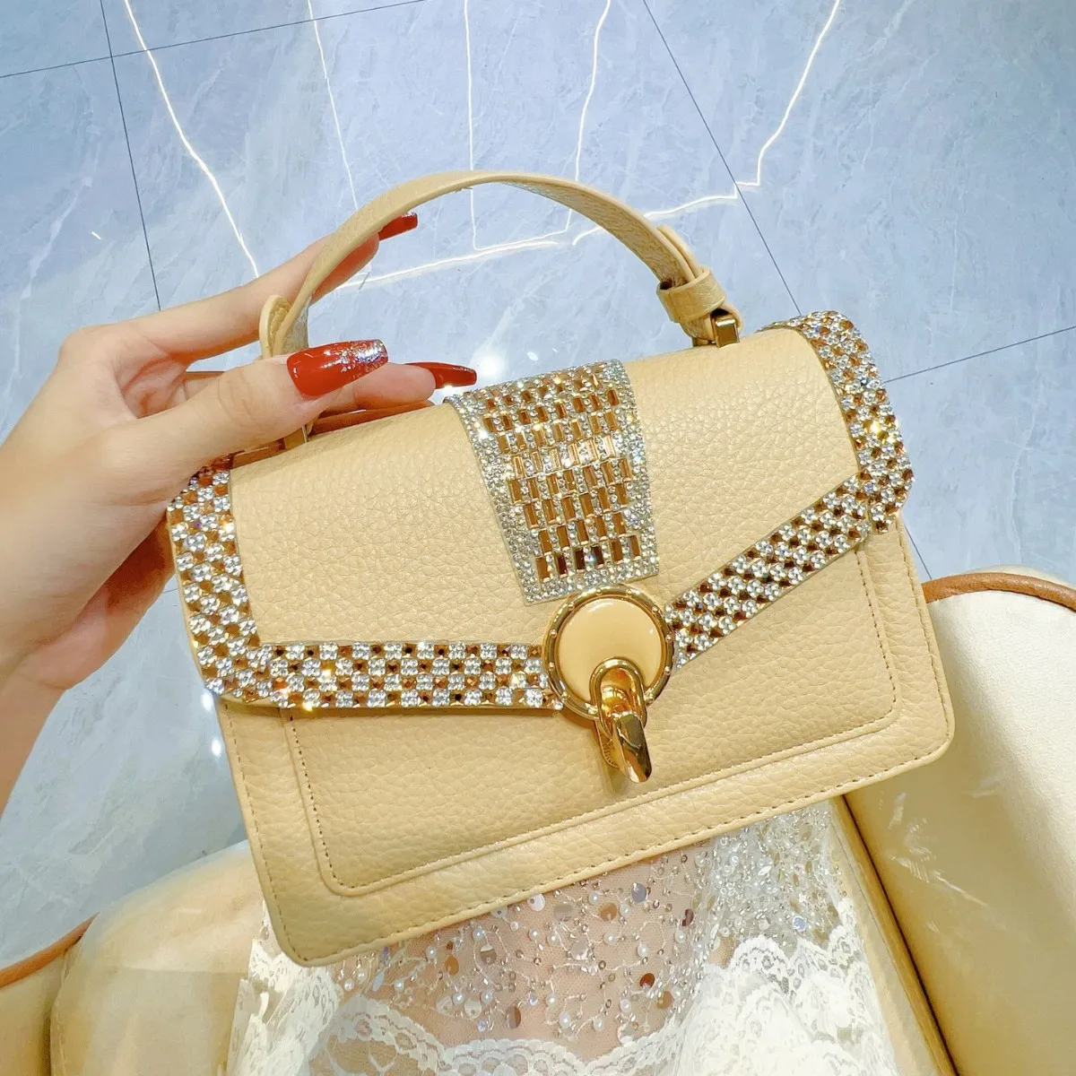 

Luxury Top Designer Classics Handbags Women Diamond Trendy Chain Shoulder Bags 2025 New Fashion Ladies Tote Messenger Bags