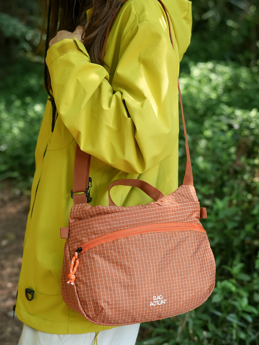 

Водонепроницаемая уличная походная сумка через плечо, мужская сумка через плечо с одним плечом10, дорожная сумка высокого эстетического значения для мужчин и женщин