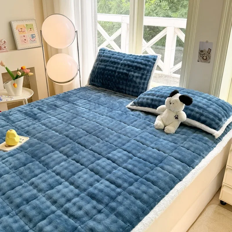 Winter Thick Warm Milk Velvet Mattress Toppers Double Bed Cover Thin Fold Tatami Mat Non-slip Mattress Cover Bedspread Bed Sheet