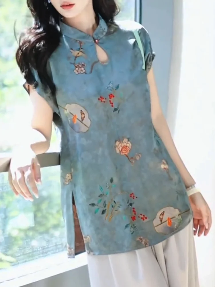 

Новая китайская блузка с цветочным принтом, больших размеров, универсальная, стройнящая, летняя, 2025, для повседневной носки, свободного кроя, с коротким рукавом, воротник-стойка