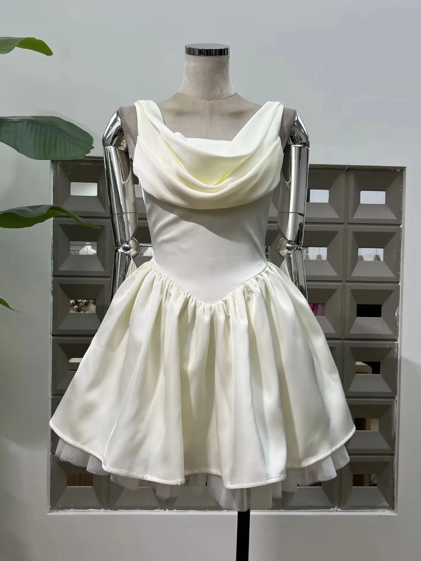 

Women's 2025 Summer Mini Dresses Sweet Youthful Satin Fitted Waist Cowl Neck Backless Lace Up Puffy Birthday Ball Evening Gown