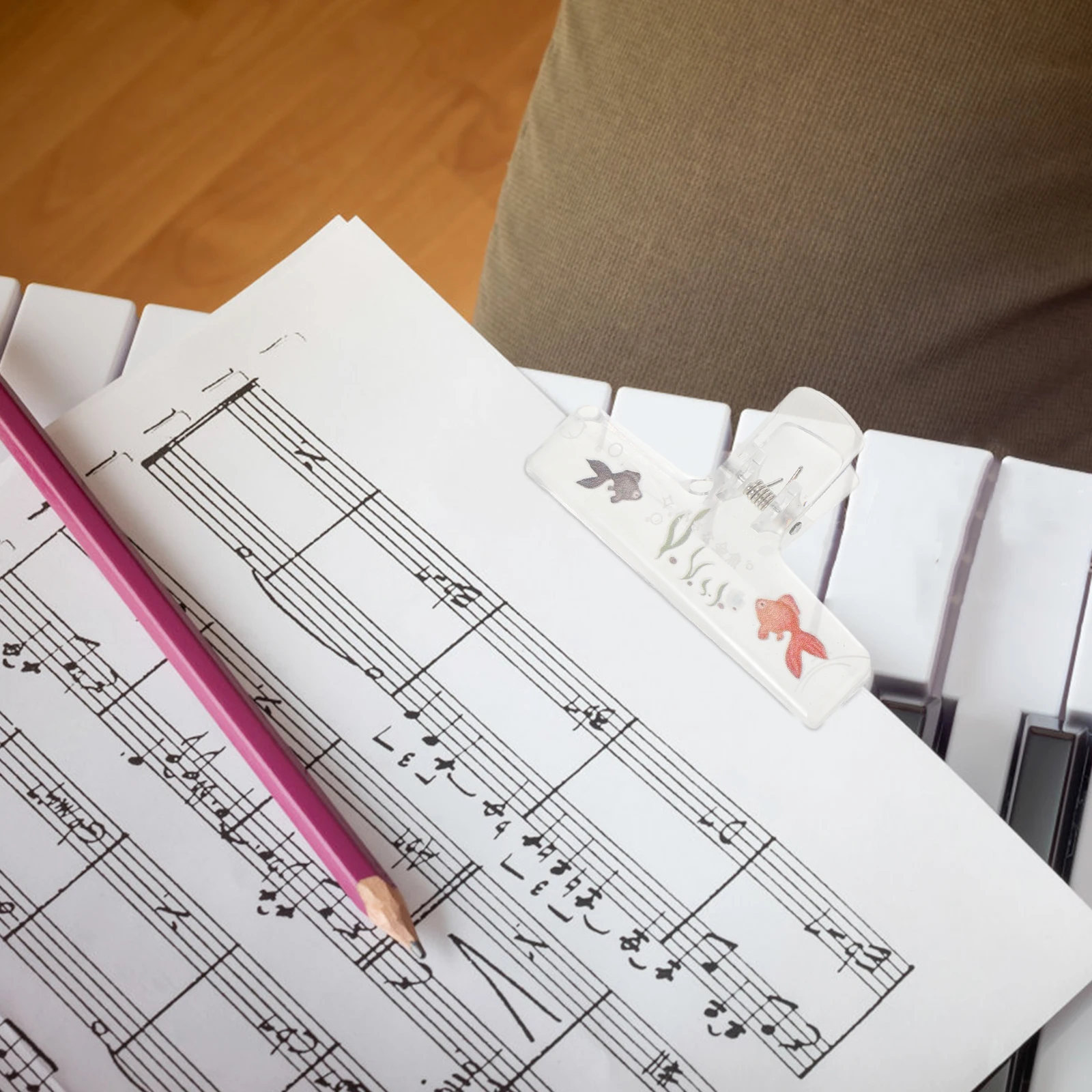 

2 Pcs Piano Score Clip Music Book Holder Page Acrylic Clips Sheet Folder for Outdoor Playing