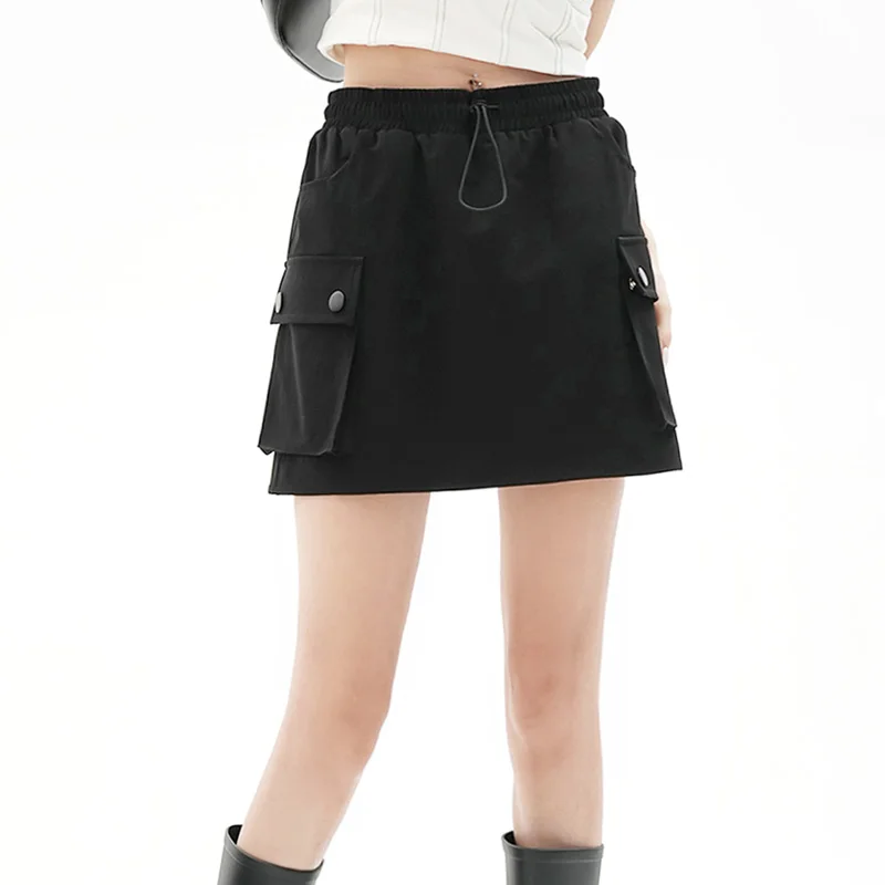 Women Pocket Detail Cargo Mini Skirt With Toggle Waist