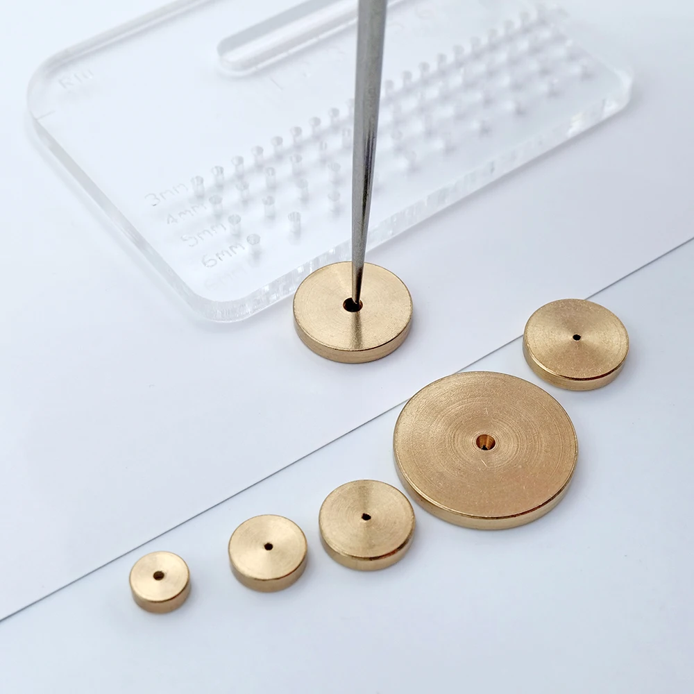 Narzędzia do rzemiosła skórzanego 6 PCS Zestaw skórzanych mosiężnych przestrzeni DIY Okrągła linia do znakowania skóry Narzędzia do rzemiosła ręcznego Pozycjonowanie miarki marginesu