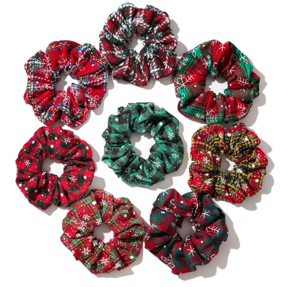 1Pc Plaid Christmas Snowflake Scrunchies, Winter Pleated Holiday Hair Ties for Women, Versatile Festival Accessories