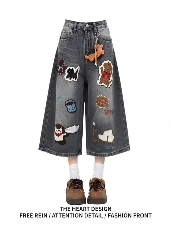 Retro American Cartoon Embroidered Knife  Seven-Foot Women's Jeans Casual High Waist Straight Leg Shorts Wide Match
