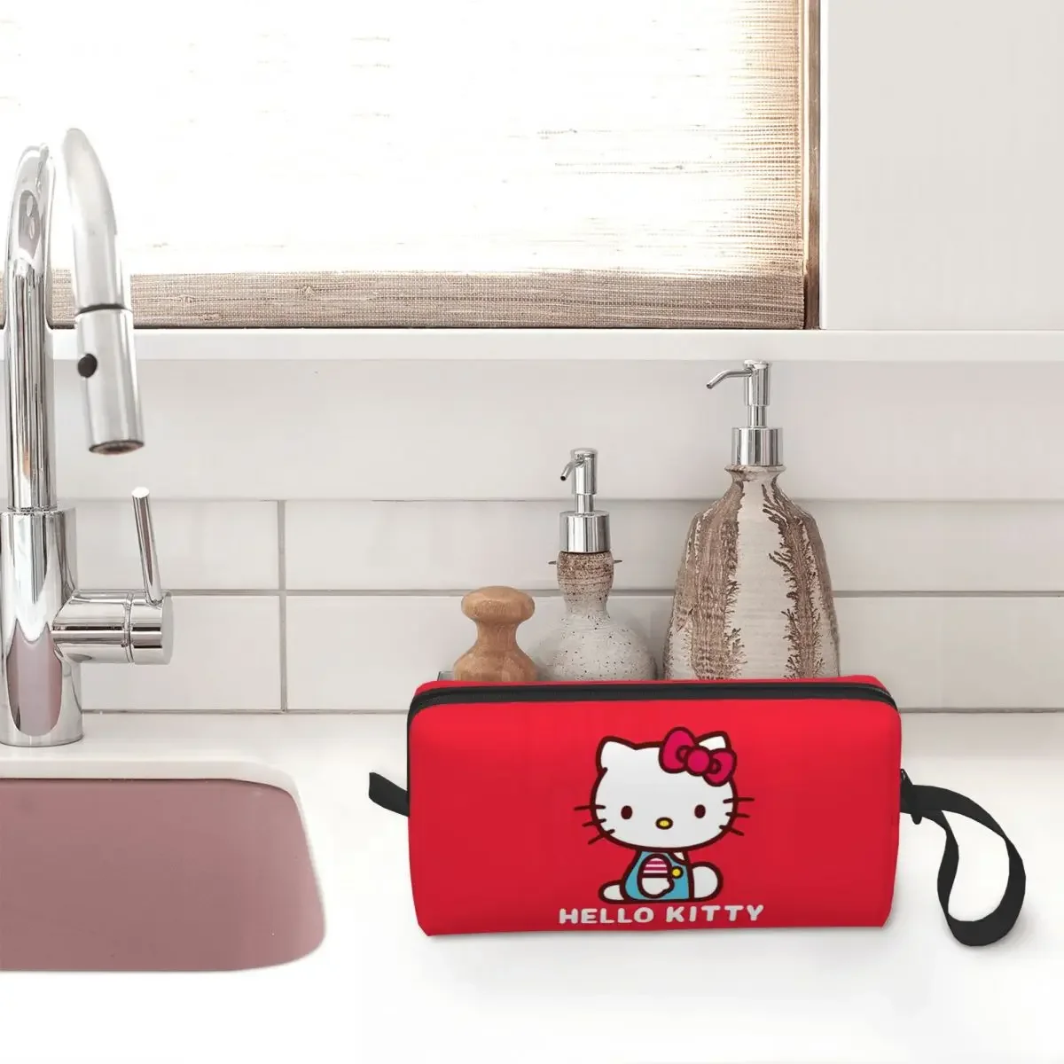 Hello Kitty A Friend To All Makeup Bag Pouch Cosmetic Bag Travel Toiletry Small Makeup Pouch Storage Bag Men Women