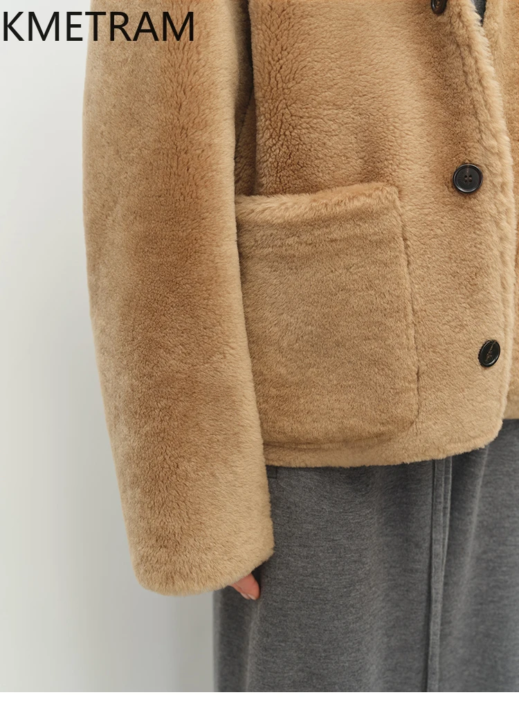 سترة من صوف ميرينو الطبيعي من جلد الغنم مزدوجة الوجه للنساء معطف فرو حقيقي عتيق قابل للعكس 2025 ملابس شتوية للنساء