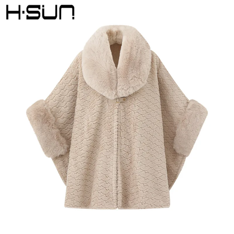 New Women's Cape Coat Metal Buckle Design Furry Collar Warm Loose Fit Trendy Elegant Versatile Commute Casual Daily Wear Cloak