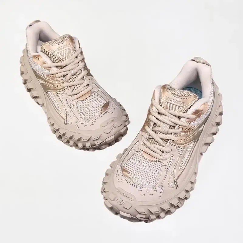 

breathableSummer Couple Style: Essential New Season Sneakers – Fashion & Comfort