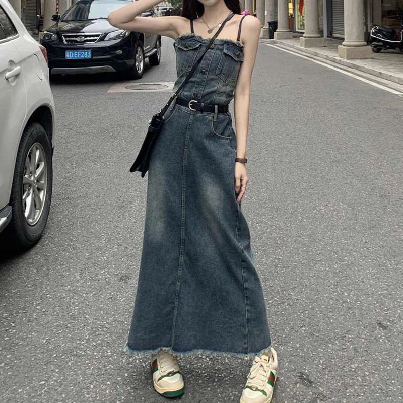 

Design sense bra denim dress for women's spring 2023 new waistband fringed fur edge spicy girl long dress