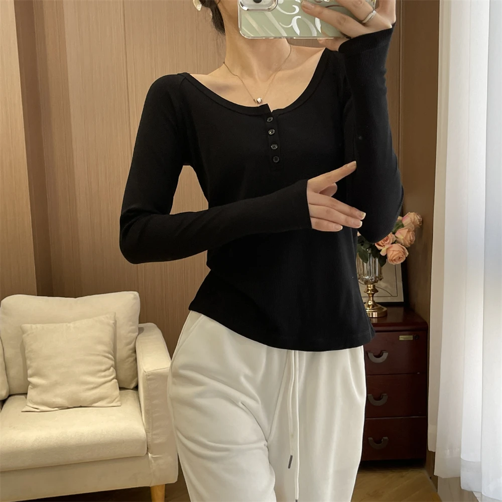 New Women's Slim-fit Long-sleeved Button T-shirt Spring Solid Color U-neck Bottoming Tops Daily Temperament Simple Costume