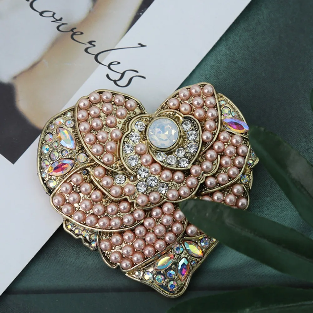 الباروك الفاخرة القلب تصميم الرجال والنساء بروش دبابيس ، قصر نمط مجوهرات اكسسوارات ، WeddingHolidayPartyCoupleSurpriseGift