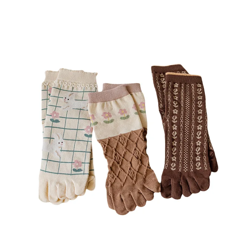 

Five Finger Socks Women Cotton Deodorant Antibacterial Toe Socks Curry Color Small Flower Short Tube Toe Socks