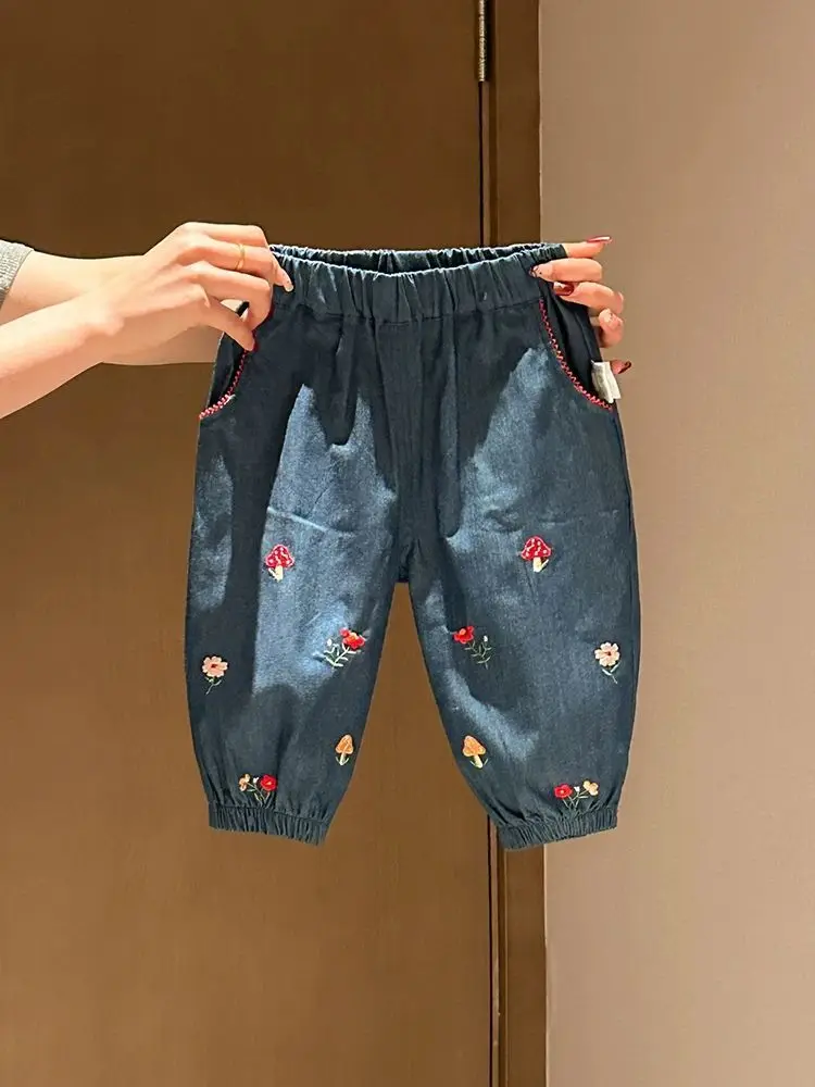 Embroidered flower lantern pants for infants, young children, elastic waist, imitation jeans, versatile spring and autumn pants