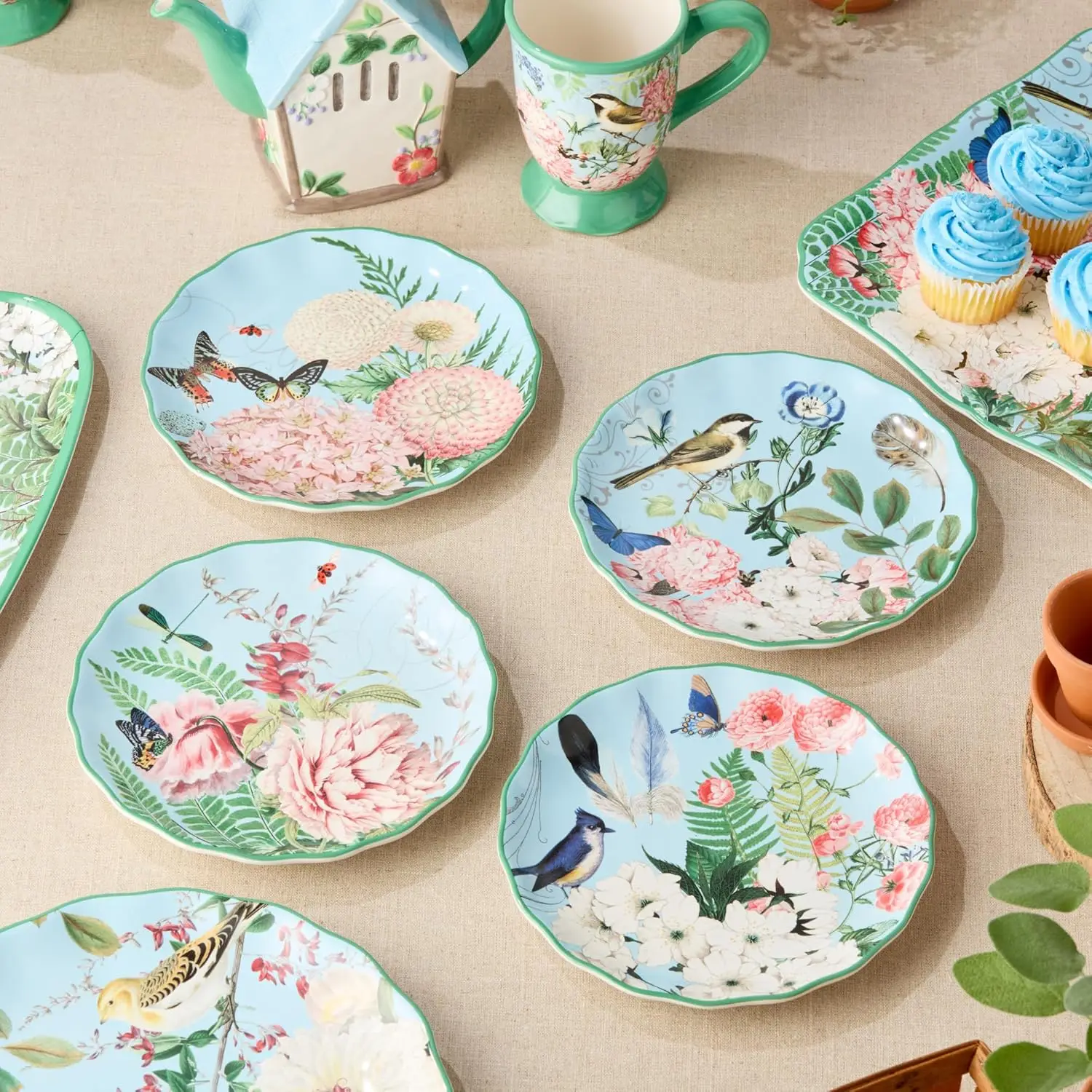 مجموعة فلورا مكونة من 4 أطباق سلطة - أطباق سيراميك مقاس 9 بوصة مع تصميمات زهور نابضة بالحياة والفراشة واليعسوب، أدوات مائدة متينة لـ