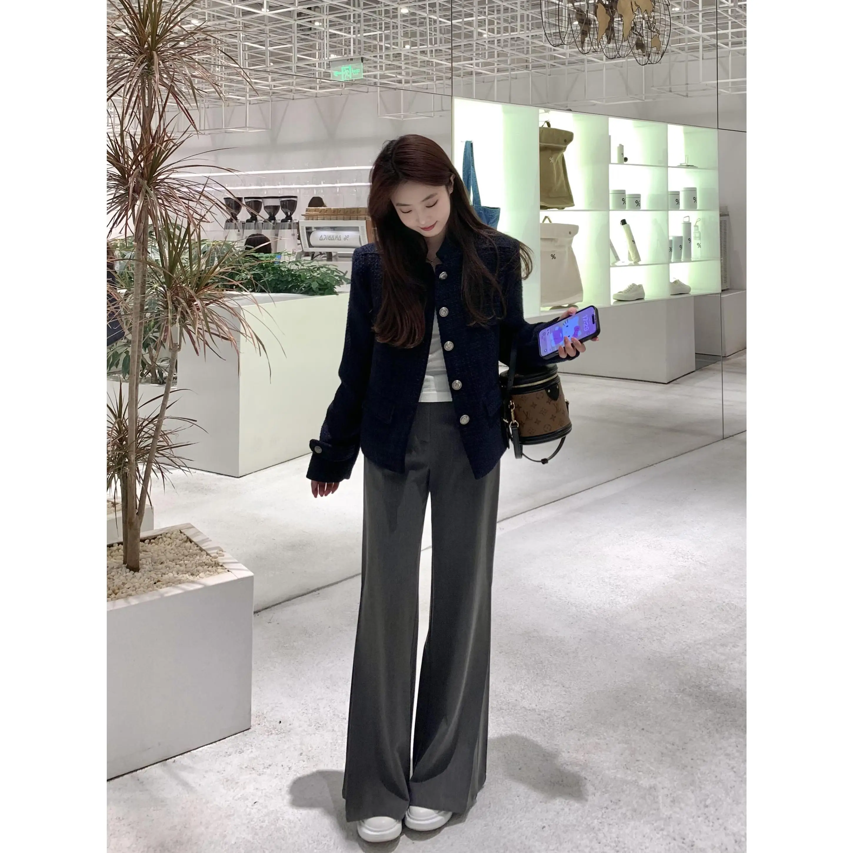 

2025 New Women's ort Loose Long Sve Single Button Retro High Casual Outerwear Polyester Fiber 00% Autumn Winter Coat