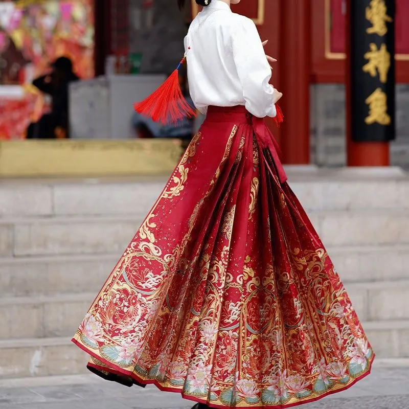Weaving gold makeup flower adult girl horse dress toast engagement suit heavy industry embroidery