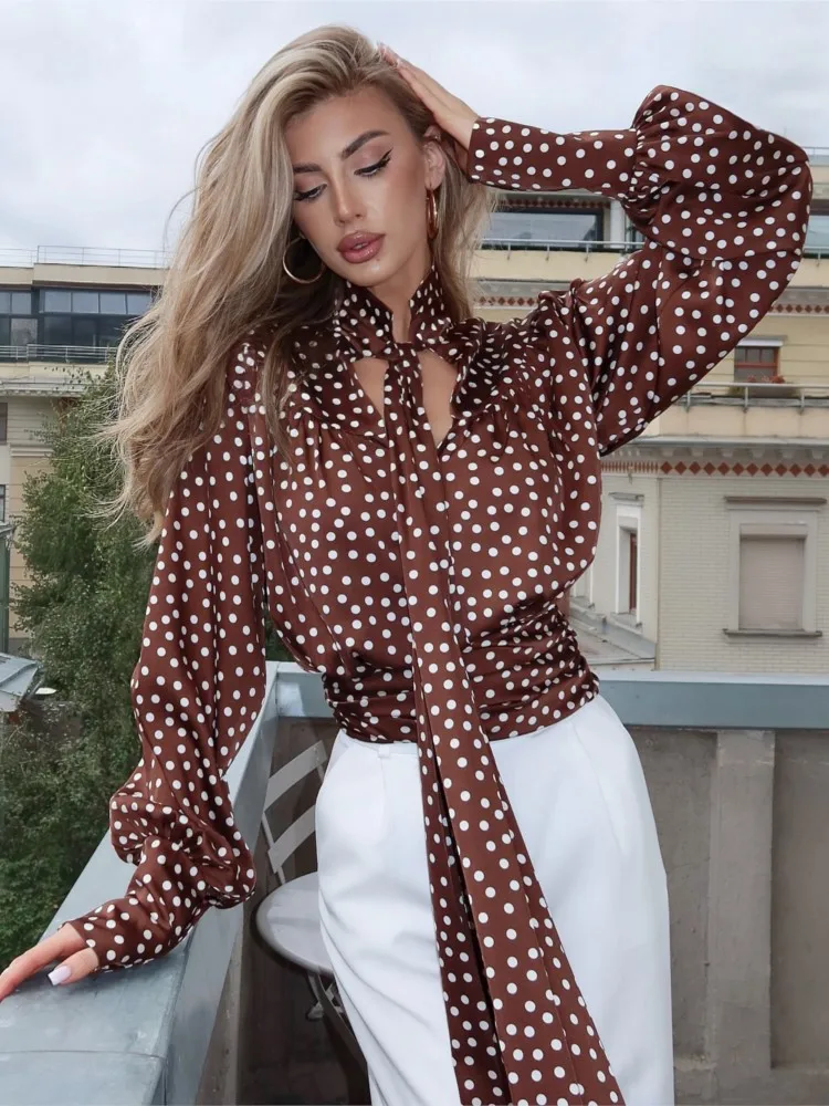 Vêtements pour femmes chemises françaises à pois évider hauts à manches longues décontracté tempérament élégant confortable Style Simple à la mode