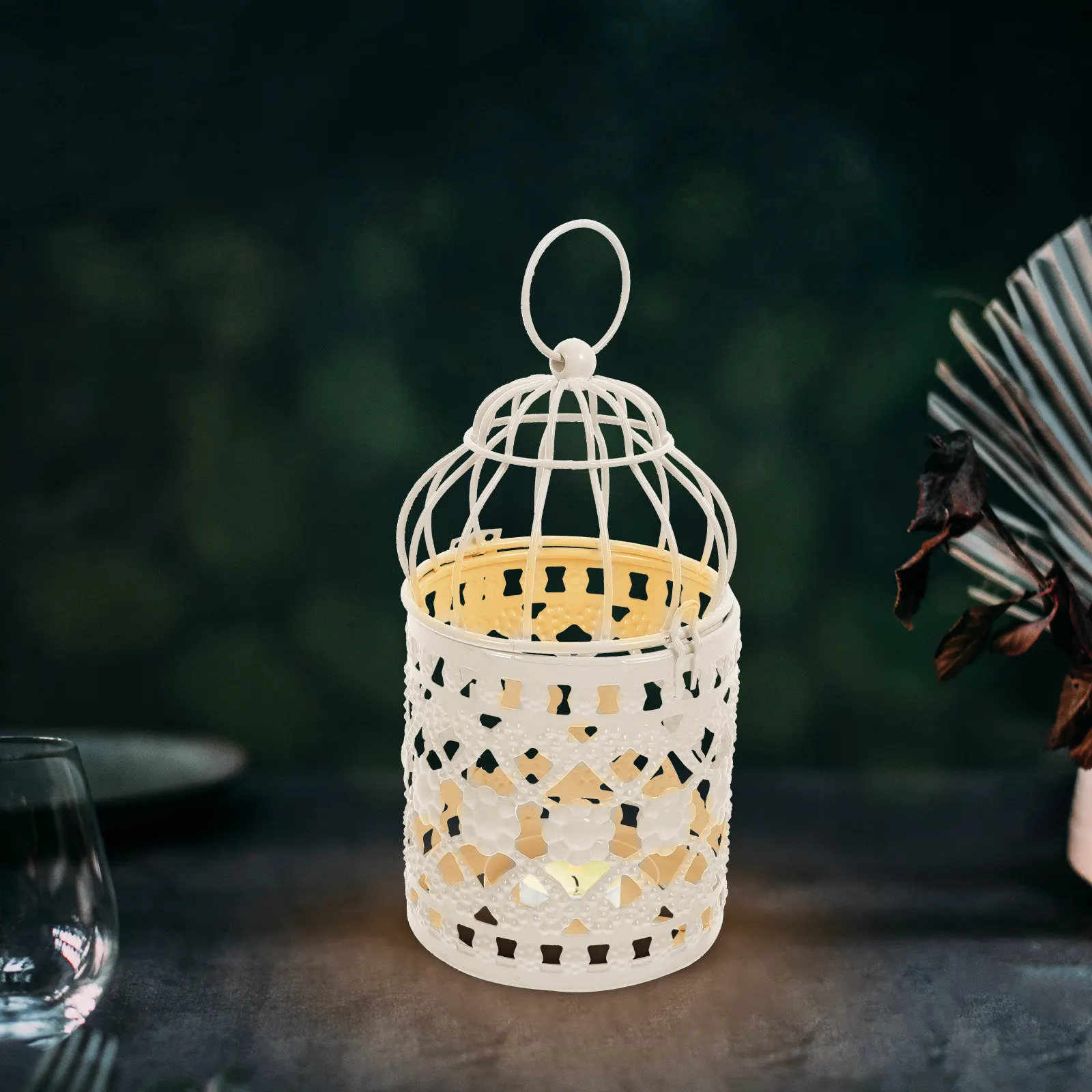 Metal Birdcage Holder Elegant Hollow Design Wall Hanging Tealight Lantern for Home Decor Coffee Shop Bar Wedding Party