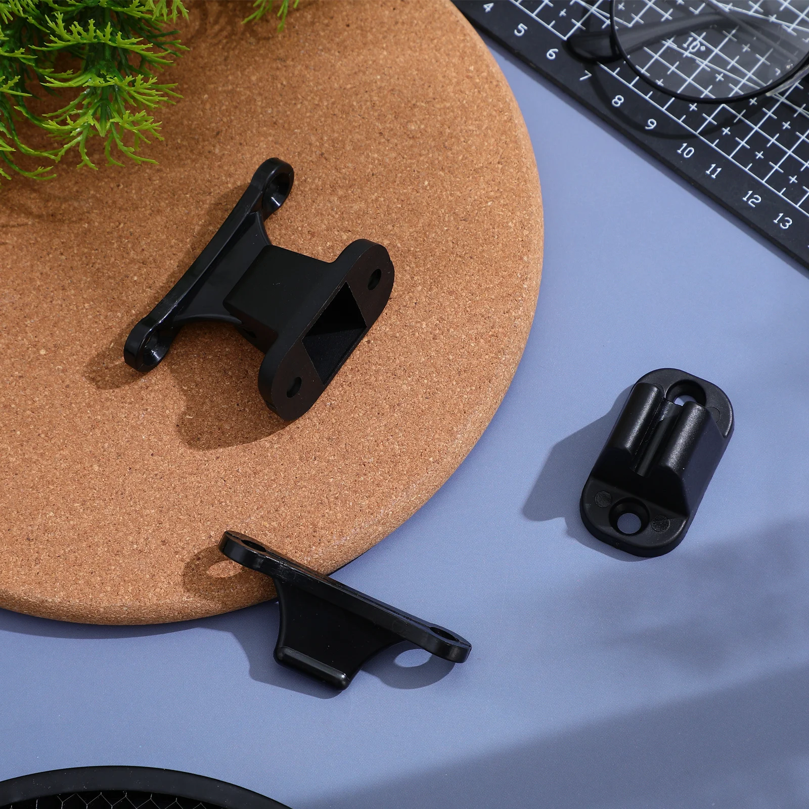 

Комплект из 2 Т-образных дверных стопоров для кемперов, автодомов, лодок: сверхпрочные нейлоновые фиксаторы дверей, внешние крепежные элементы для шкафчиков