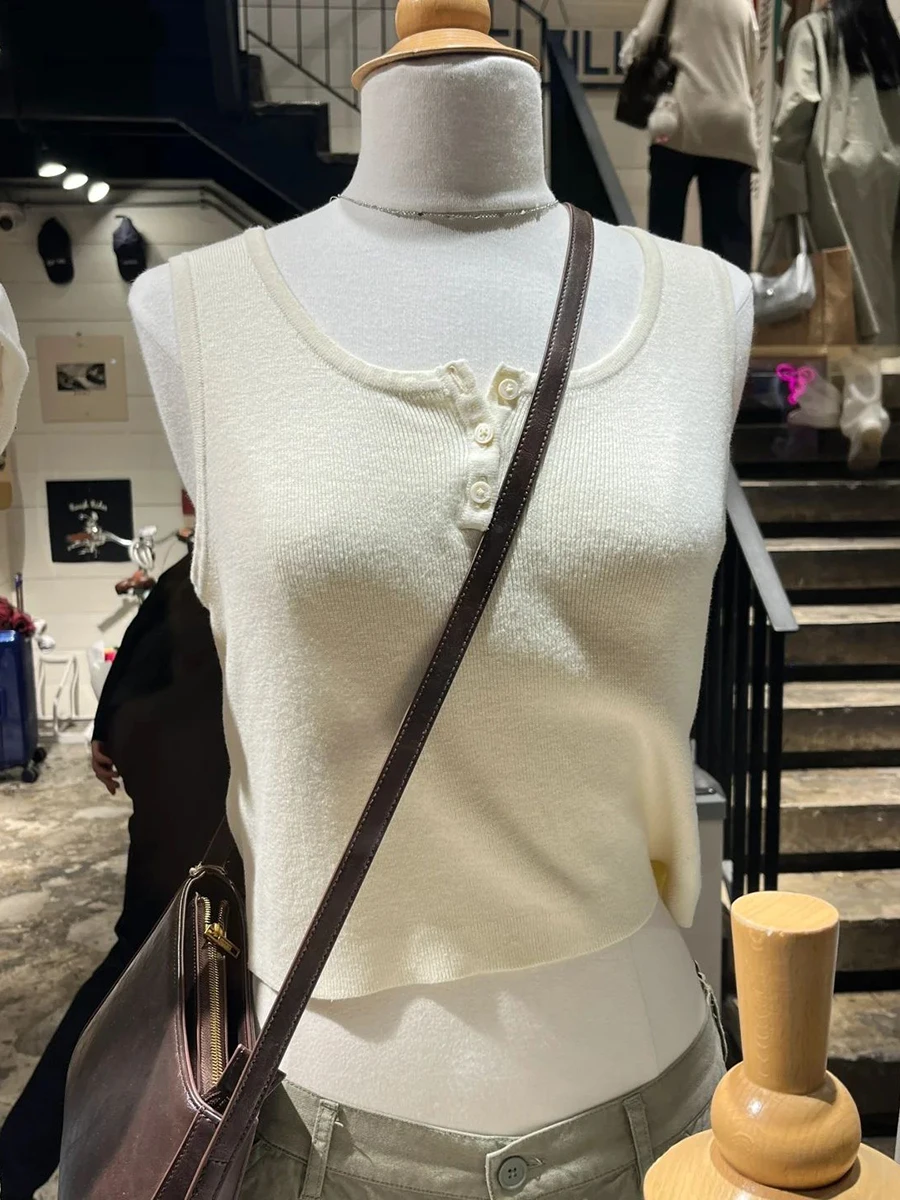 Three Buttons Knitted Cropped Camis Women Round Neck Sleeveless Cotton Tank Tops Summer Casual Simple Solid Crop Top Y2k Clothes image 2