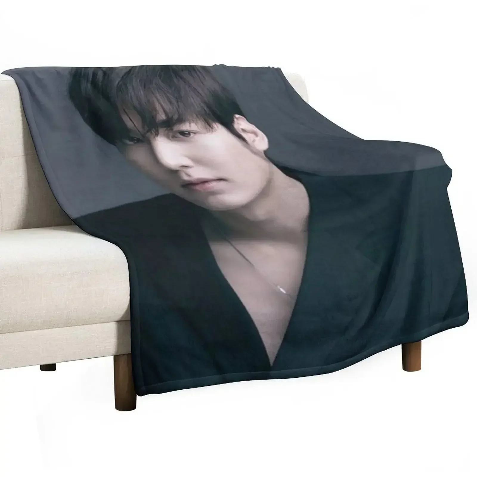 

LEE MIN HO Throw Blanket Quilt Weighted Hair Fashion Sofas Blankets