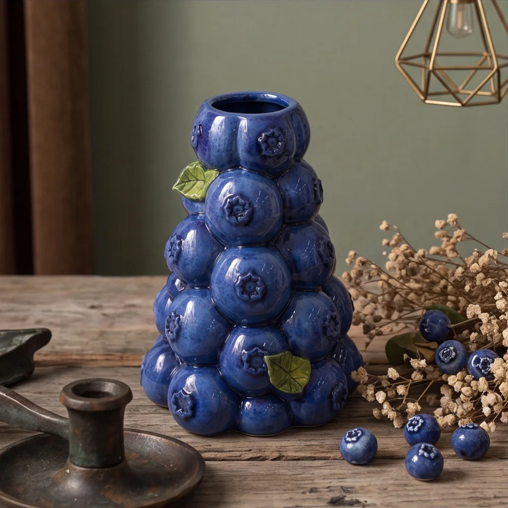 Creative Stacked Fruit Vase Resin Ornament Strawberry Blueberry Shape Table Decor Home Living Room Aesthetic Decorative Vase