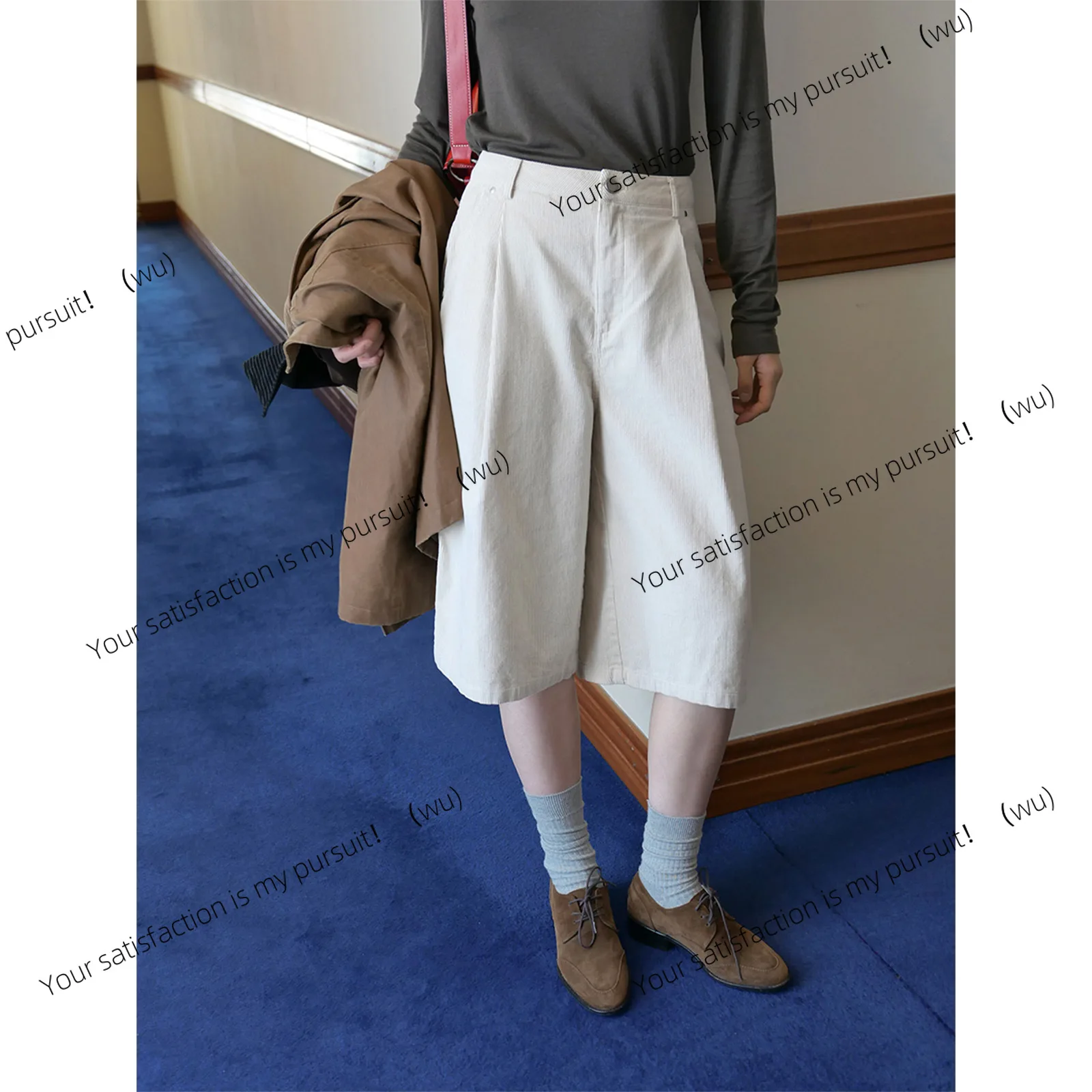 ZOCI-立体的な薄いプリーツのカジュアルパンツ、爽やかでスタイリッシュなベルベットワイドレッグクロップドパンツ 01551