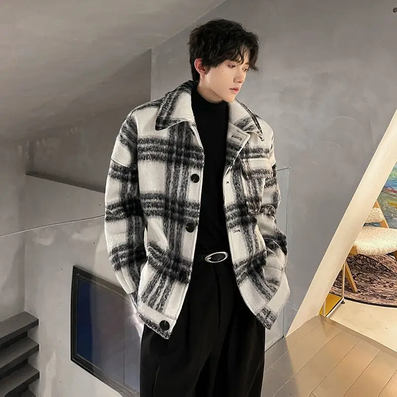 

Пальто из шерстяной смеси бежевого цвета, мужское, яркое, разноцветное, радужное, модное, трендовое, современное, молодежное, крутое, в уличном стиле, городское