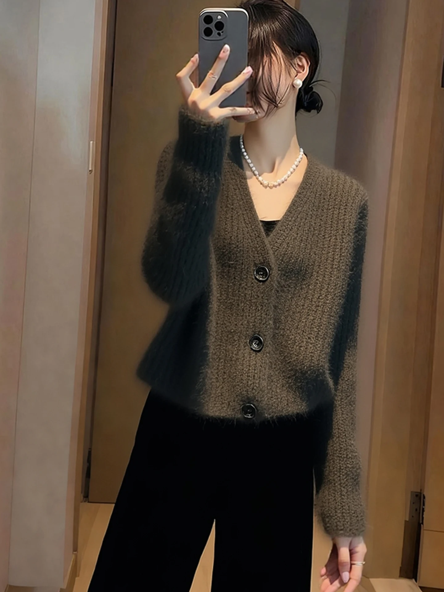 

Мягкий и уютный женский кардиган Ele V-Ne с одной пуговицей, универсальная верхняя одежда в корейском стиле, комфортный, с длинными рукавами