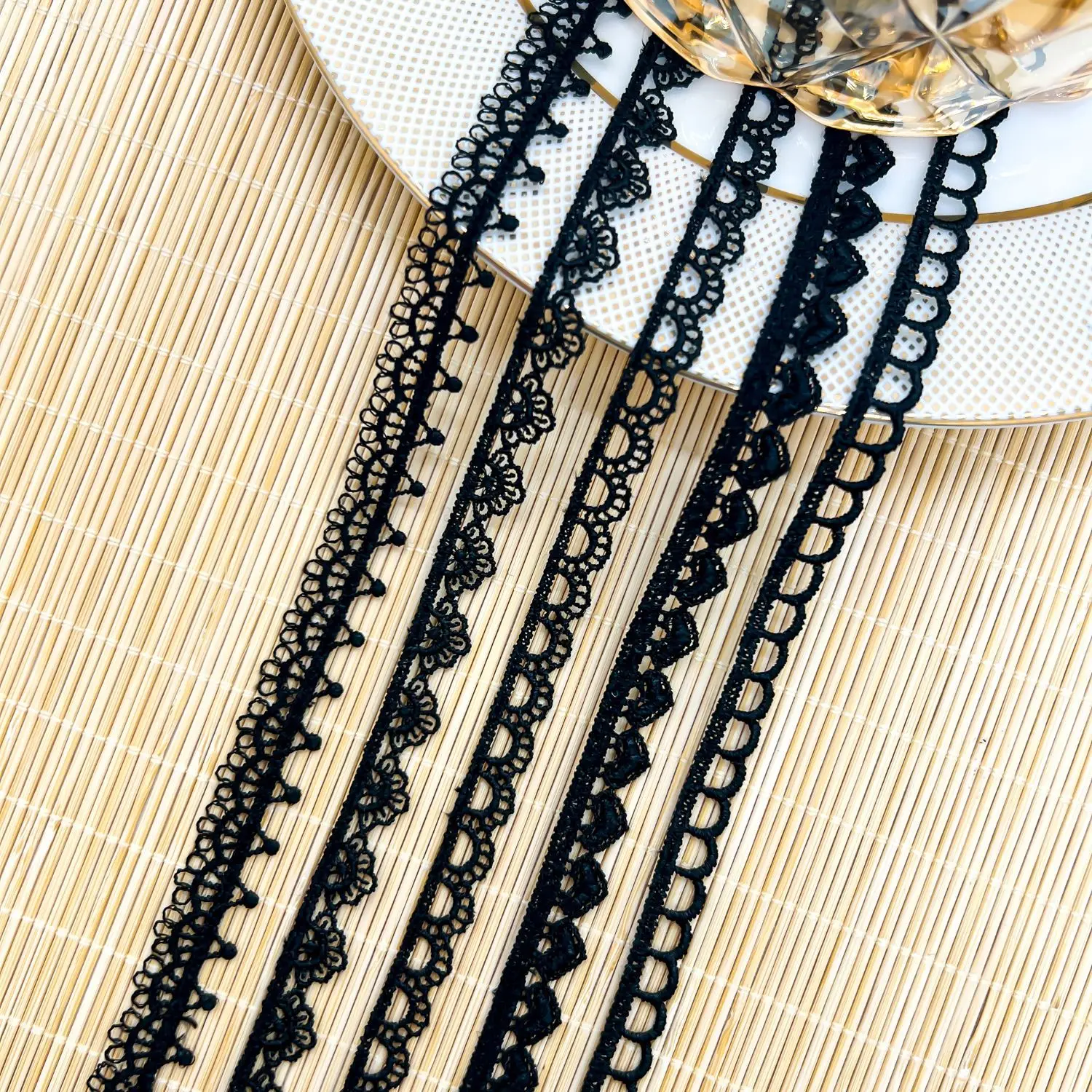 15yards Manufacturer wholesale clothing accessories spot unilateral black water-soluble embroidery accessories lace