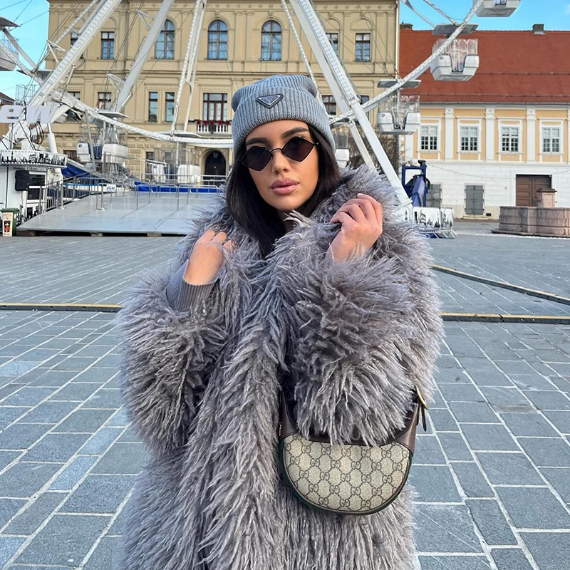 Neo Mint Extra Long Luxury Lamb Fur Teddy Coat Women 2024 Winter Ladies Mob Wife Style Oversized Chunky Faux Fur Jacket Overcoat