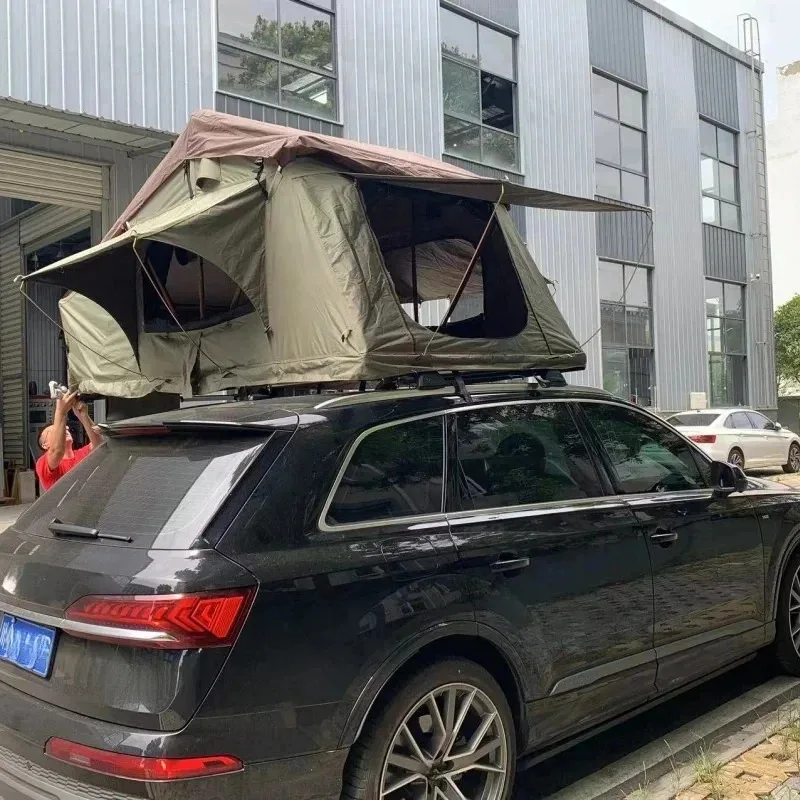 

4X4 off Road Rooftop with Car/ Truck the Soft Shell Roof Top Tent Enjoy Camping Outside