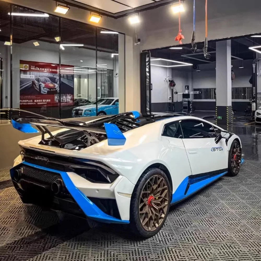 

For Lamborghini Huracan STO Modification Replaces OEM Style Dry Carbon Fiber Rear Spoiler, Side Panel, and Rear Wing Accessories