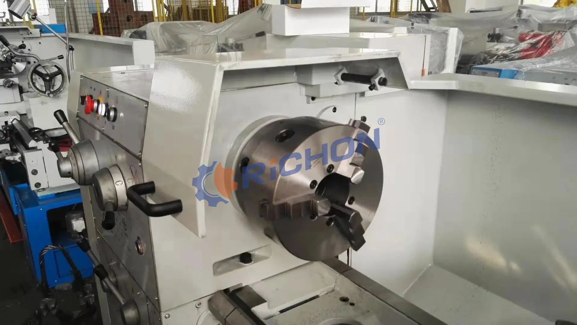 Factory Direct Sale CD6250Bx3000 High Precision Horizontal Metal Lathe New Condition Engine Turning Torno Manual Automatic Grade