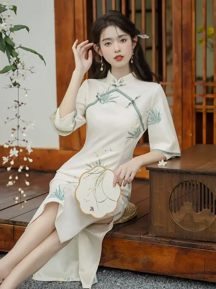 

Лето 2025 г., улучшенное Cheongsam в китайском стиле, элегантное повседневное китайское традиционное платье Ципао в стиле ретро для женщин