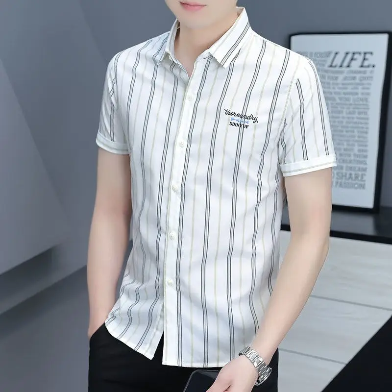 

Men's White Striped Short Sleeve Button Up Shirt Slim Fit Casual Business Top With Letter Print
