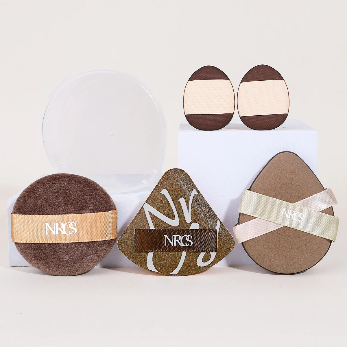 نفخة مستحضرات التجميل المحمولة 5 قطع + 1 علبة نفخة، سهلة التخزين والحمل، متينة للاستخدام والتنظيف، رقيق ومريحة. #1